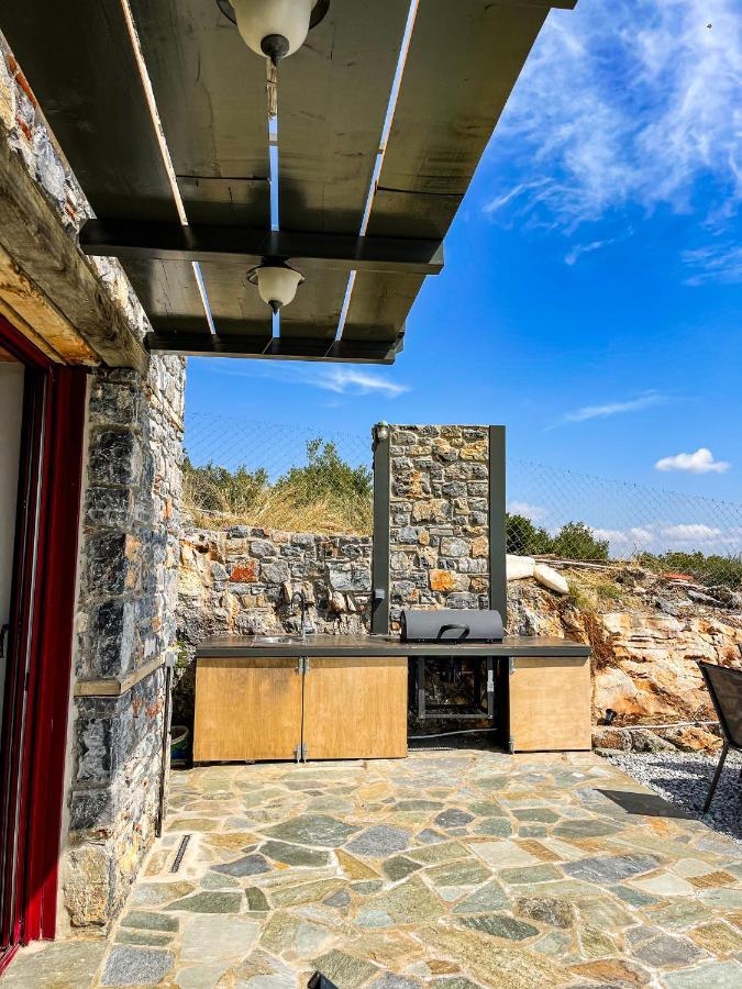 Modern Stone Villas With Swimming Pool Aliveri Eksteriør bilde